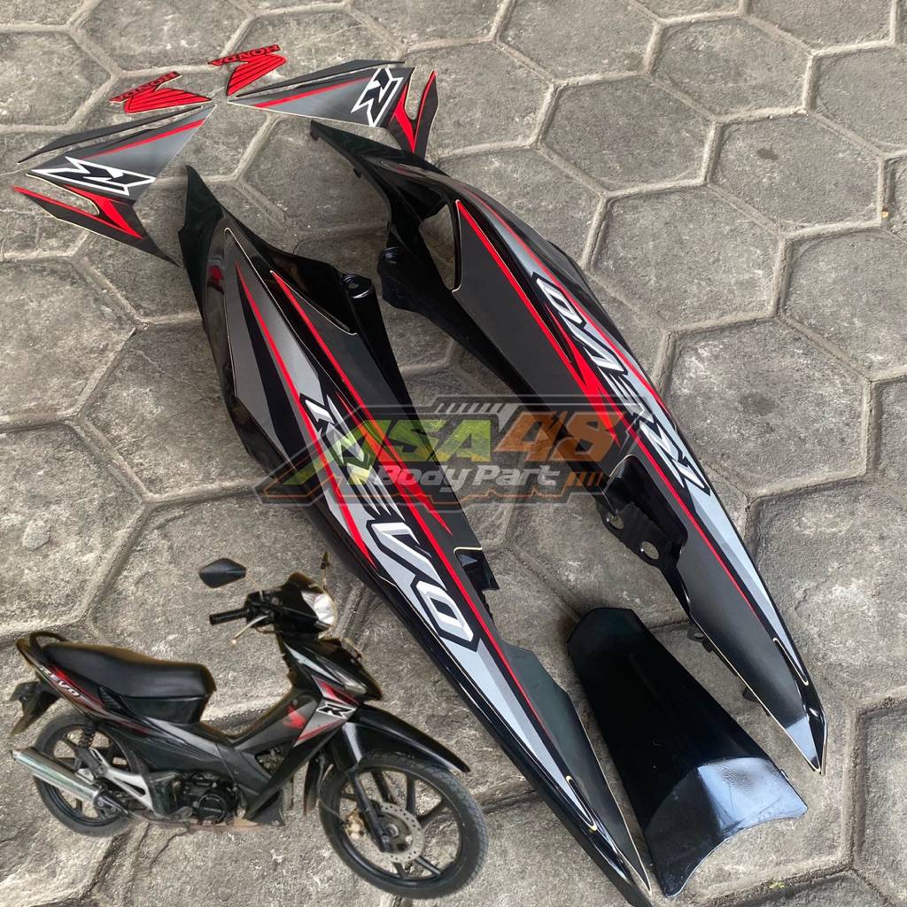 Cover body samping Honda Revo 110 Lama hitam set stripping bodi samping belakang kanan kiri petstop 