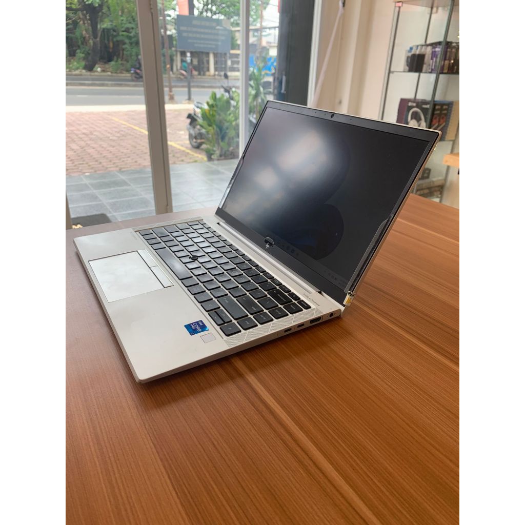 HP 840 G7  INTEL CORE I7 GEN 11