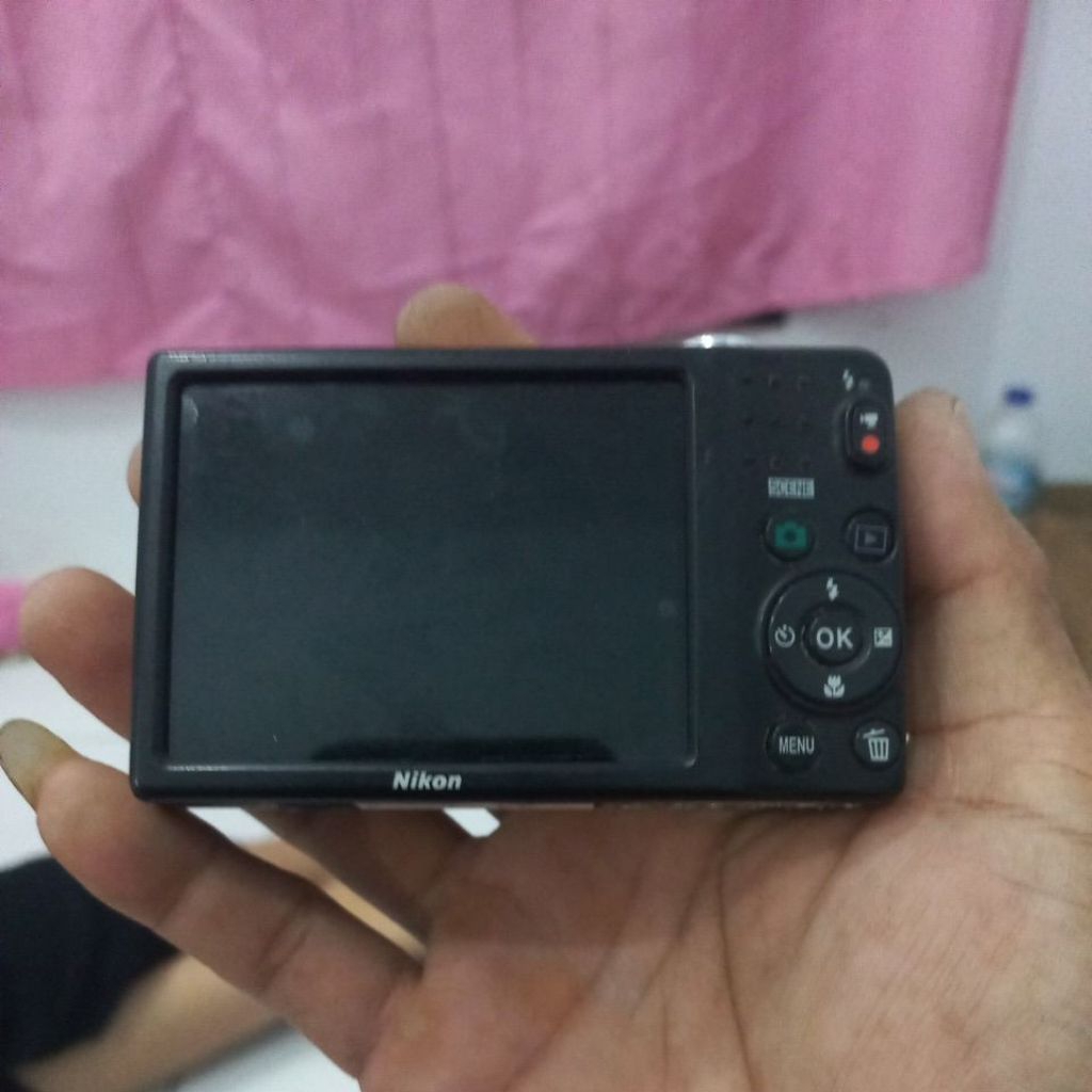 NIKON L26 MINUS ,Kamera digital pocket bekas( Baca deskripsi).