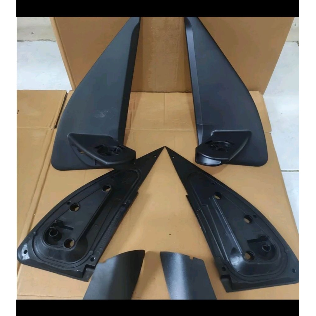 Kaki spion atau dudukan spion mobil Luxio tipe X  tipe M