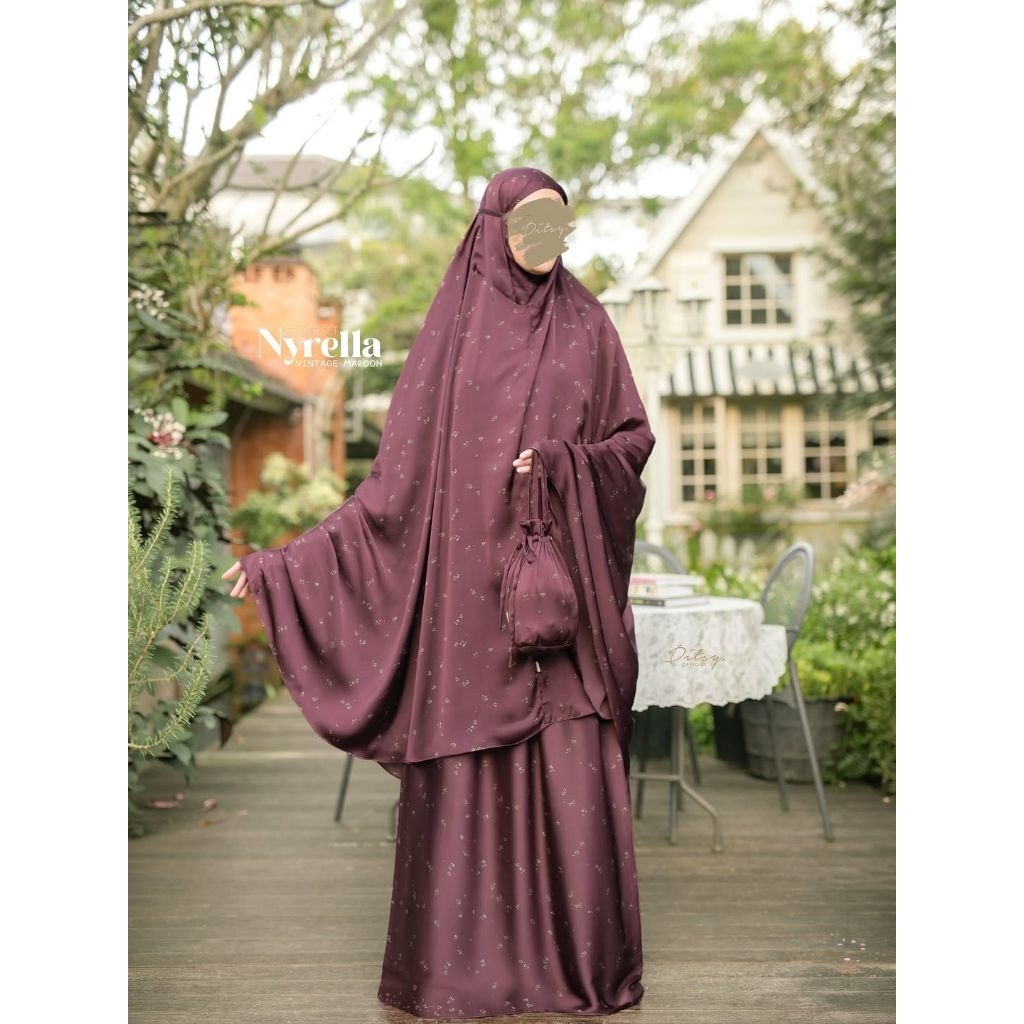 Ditsy Prayer Set Nyrella Vintage Maroon, Ink Black, Mukena by Ditsy Juni 2026