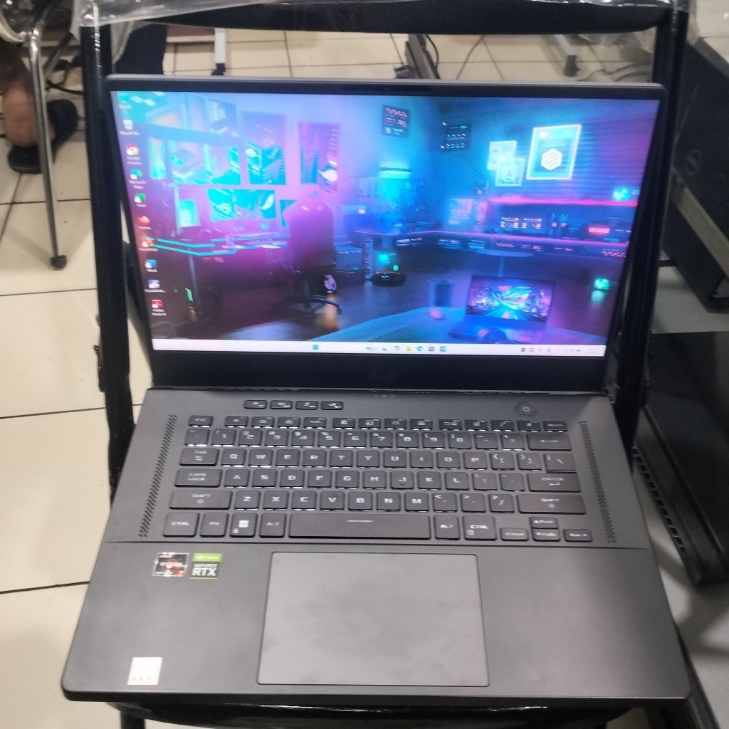 ASUS ROG ZEPHYRUS G15 GA503RM RYZEN 7-6800HS RTX 3060 6GB