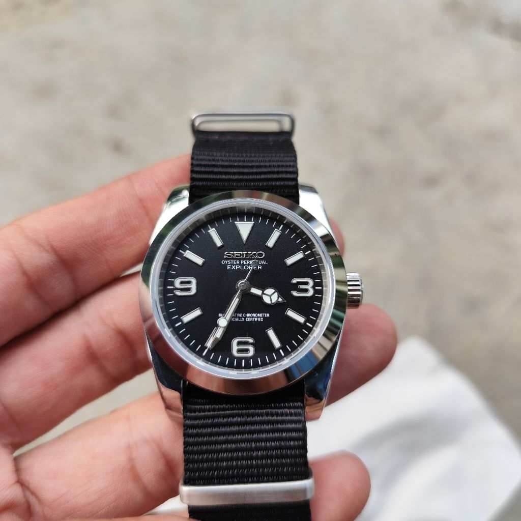 Seiko mod Explorer 36 mm