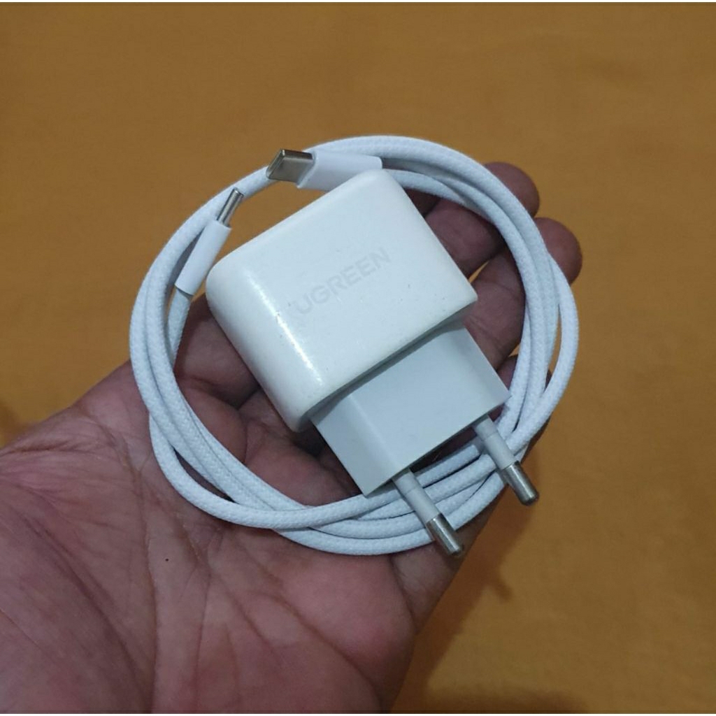 charger ORI Ugreen EX pake iphone 15 -17 fast 33W siap pake