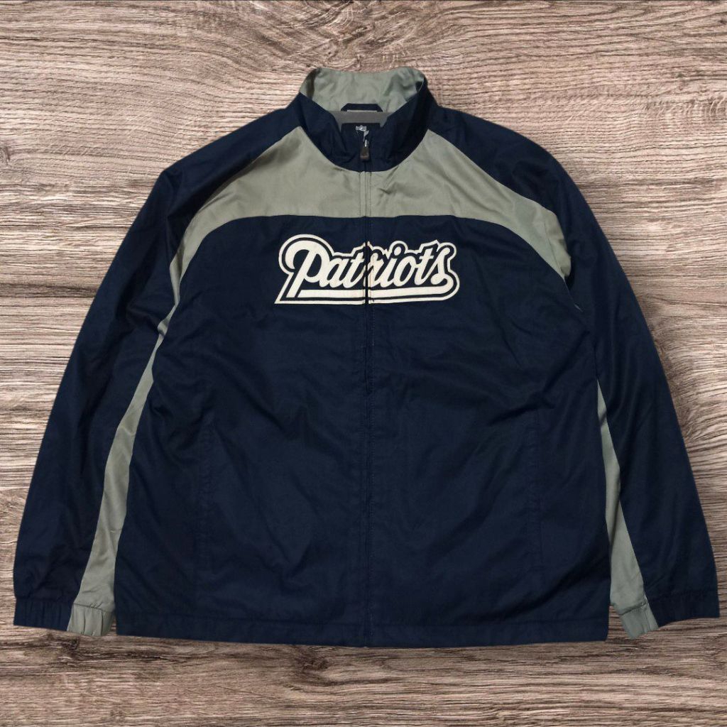 Vintage New England Patriots Windbreaker NFL Jacket