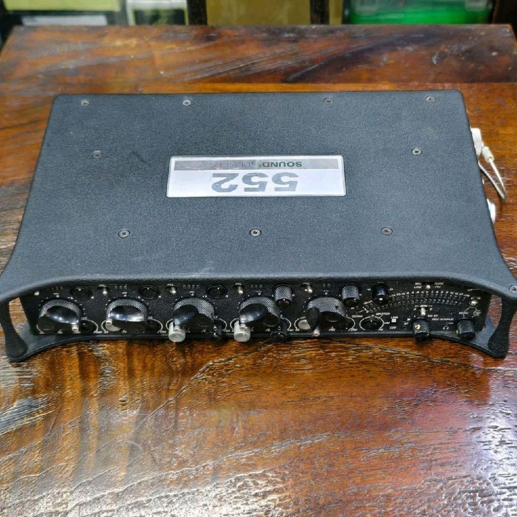 Sound Devices 552 Portable 5-Channel Production Mixer