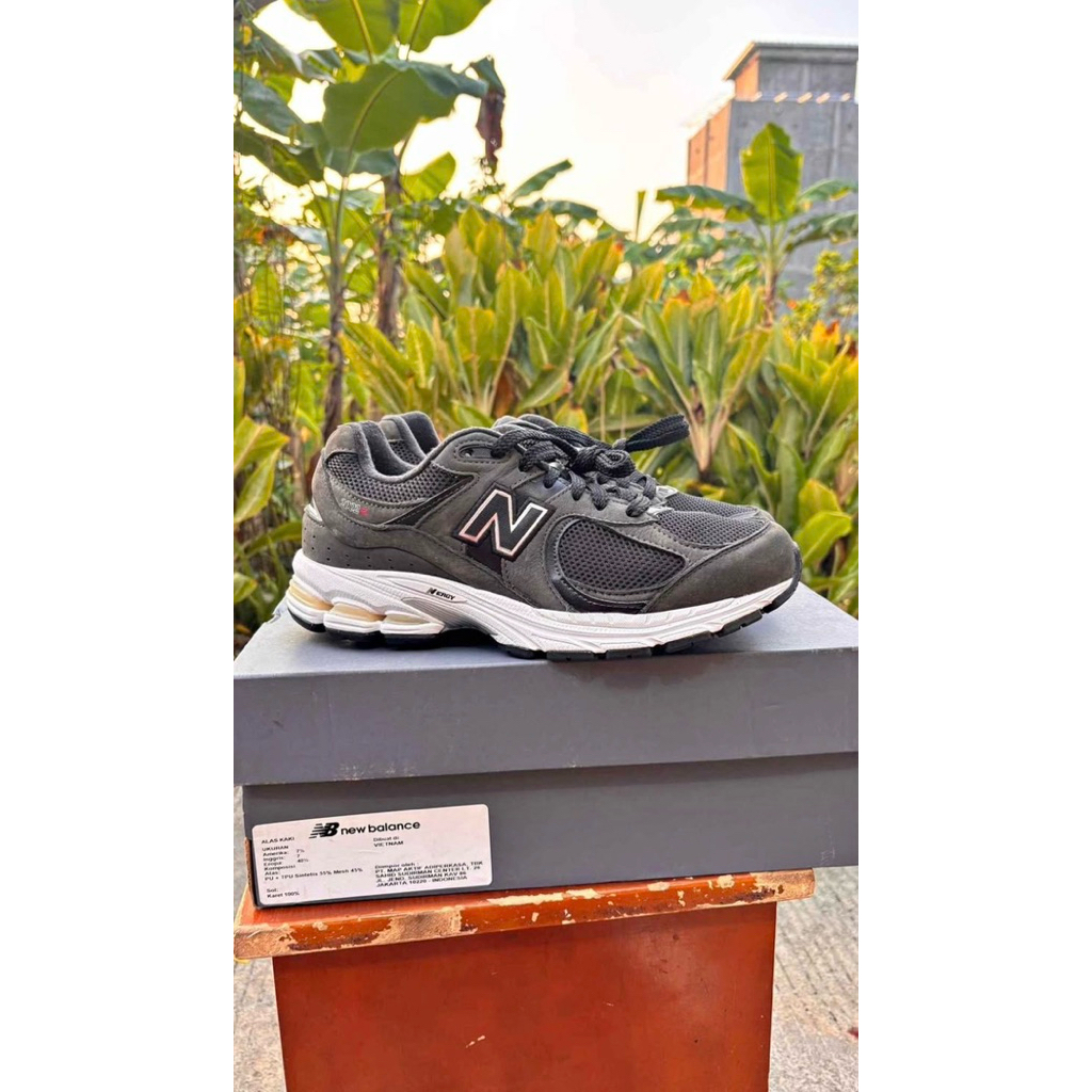 Nb 2002r