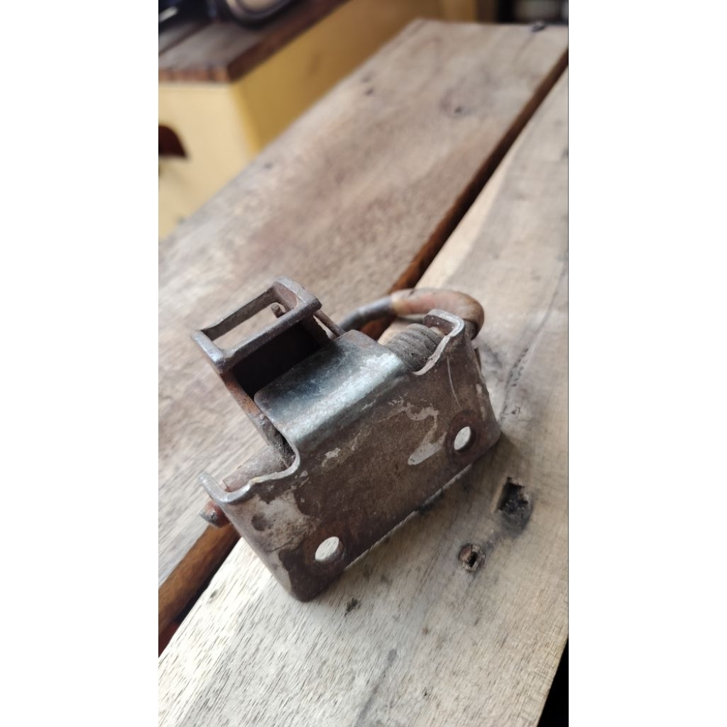 Kunci jok Original Honda c70 c90