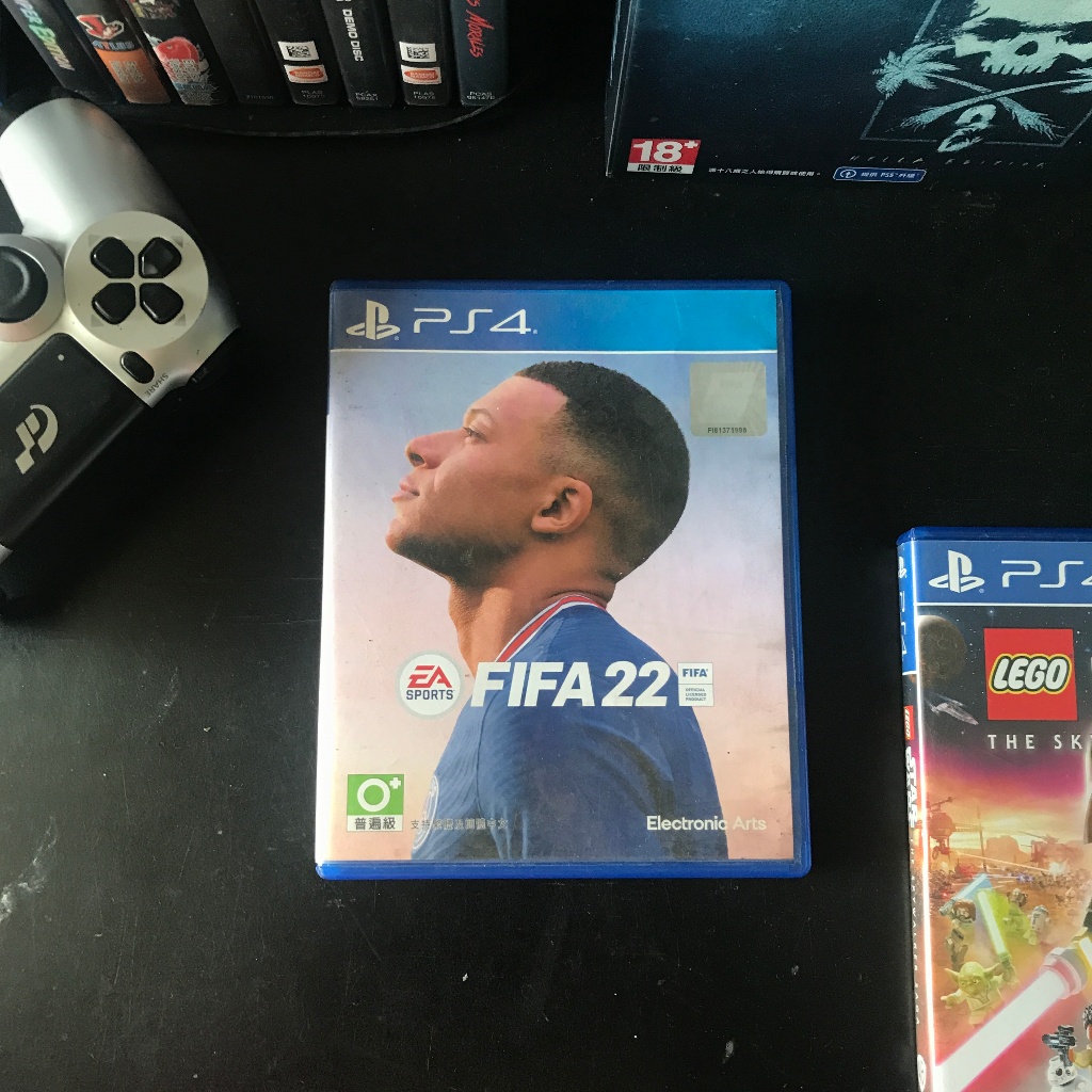 BD Kaset PS4 Game FIFA 22 / 2022 Region 3 Second / Bekas