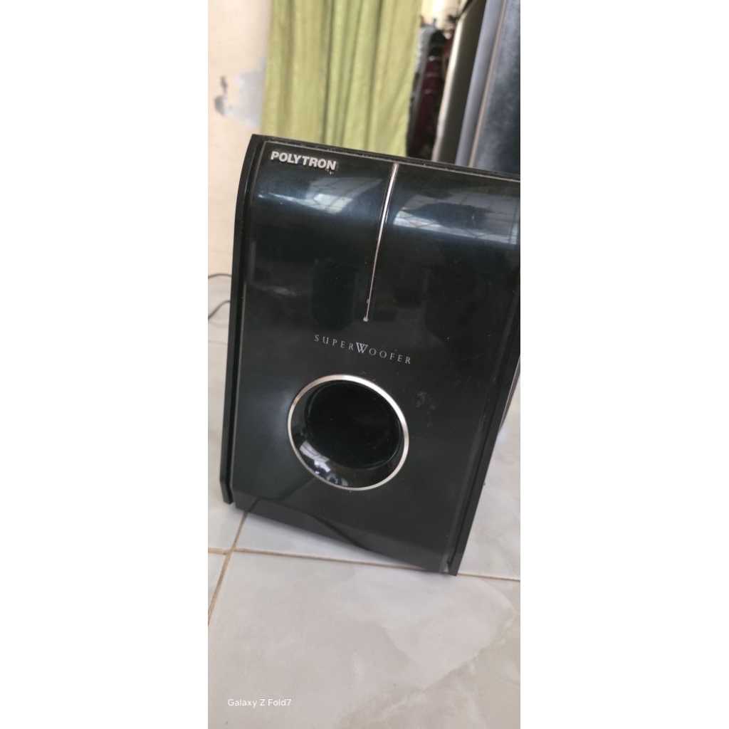 subwoofer polytron SWF500SR + speaker polytron 1 set