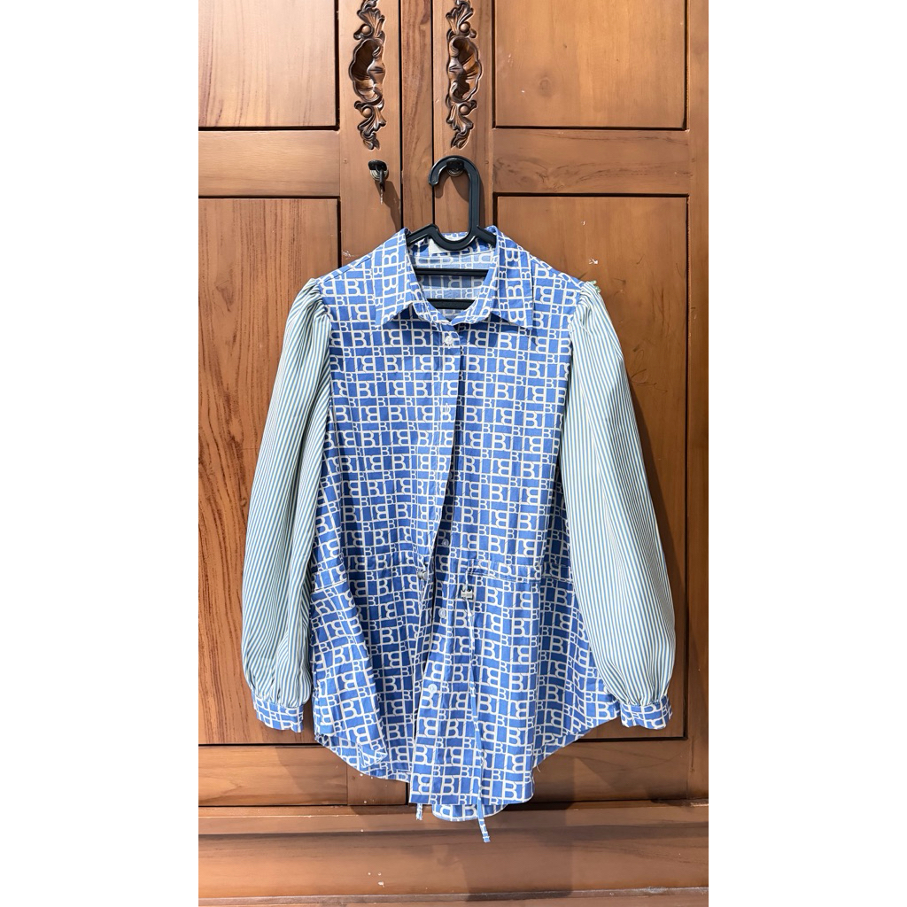 benang jarum monogram puzzle preloved benang jarum shirt atasan benang jarum