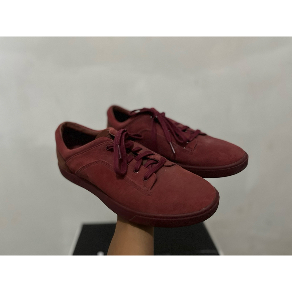 SEPATU UGG ORYGINAL