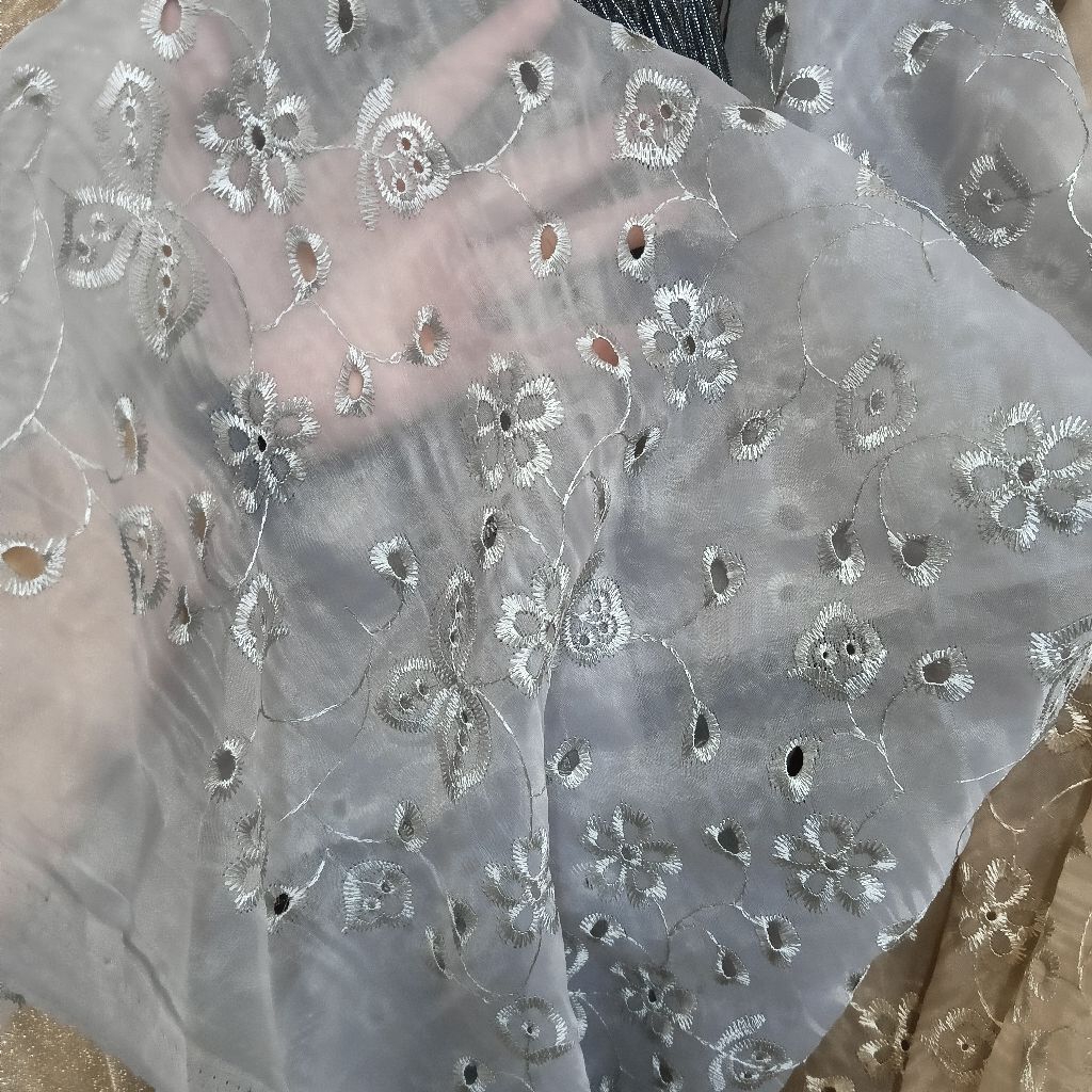 kain katun Organza motif bunga Sakura premium/ bahan kebaya dasar organza katun motif
