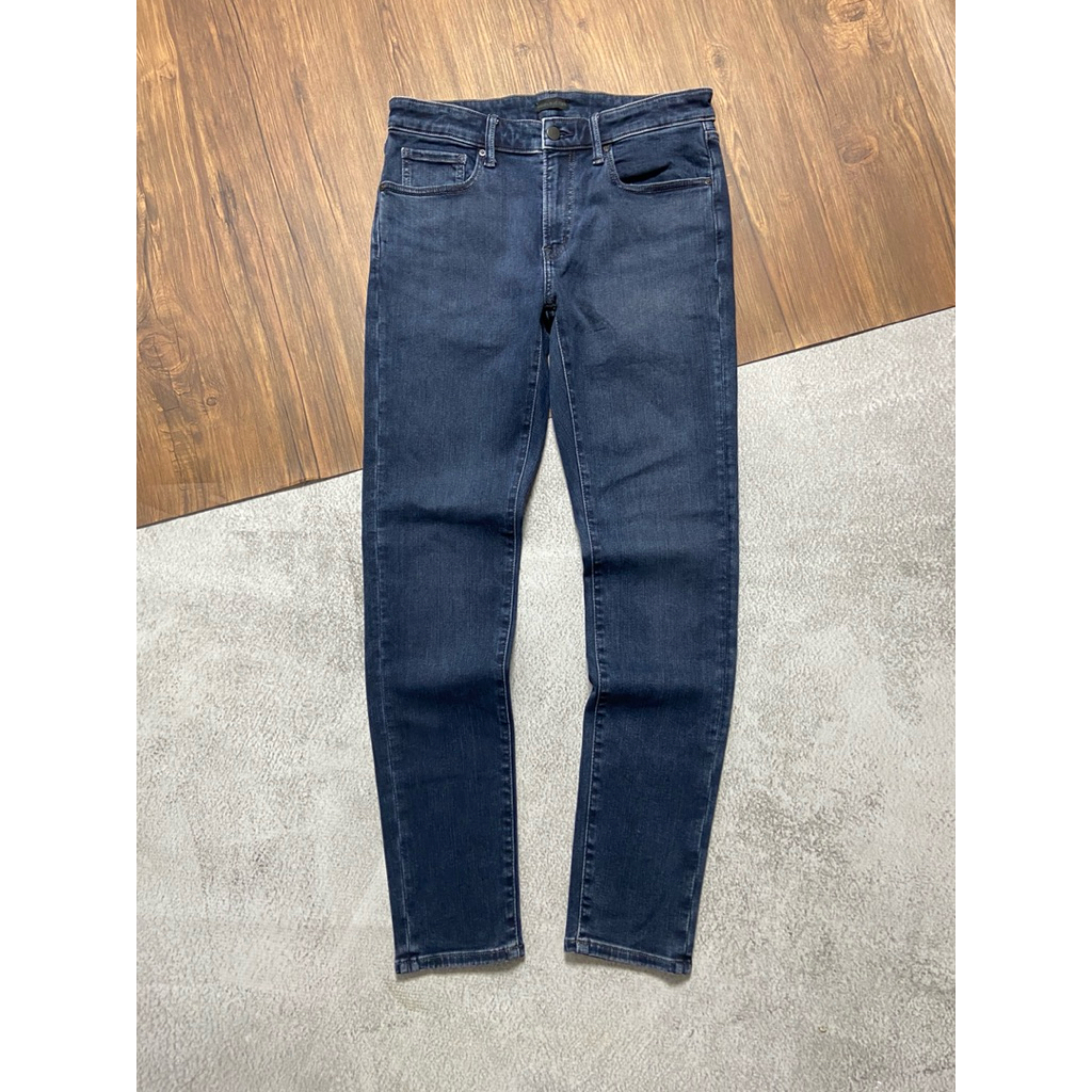 UNIQLO INDIGO JEANS