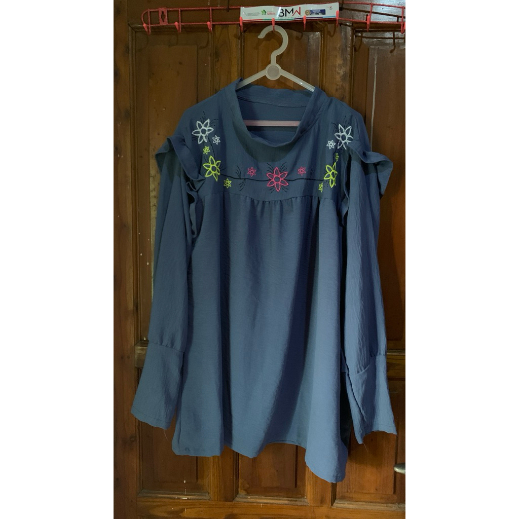 Preloved baju, baju bekas
