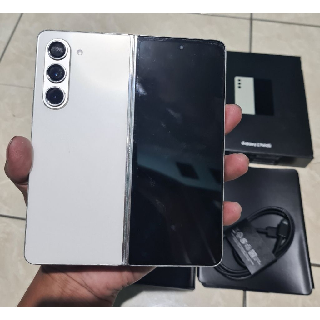 Samsung Fold 5