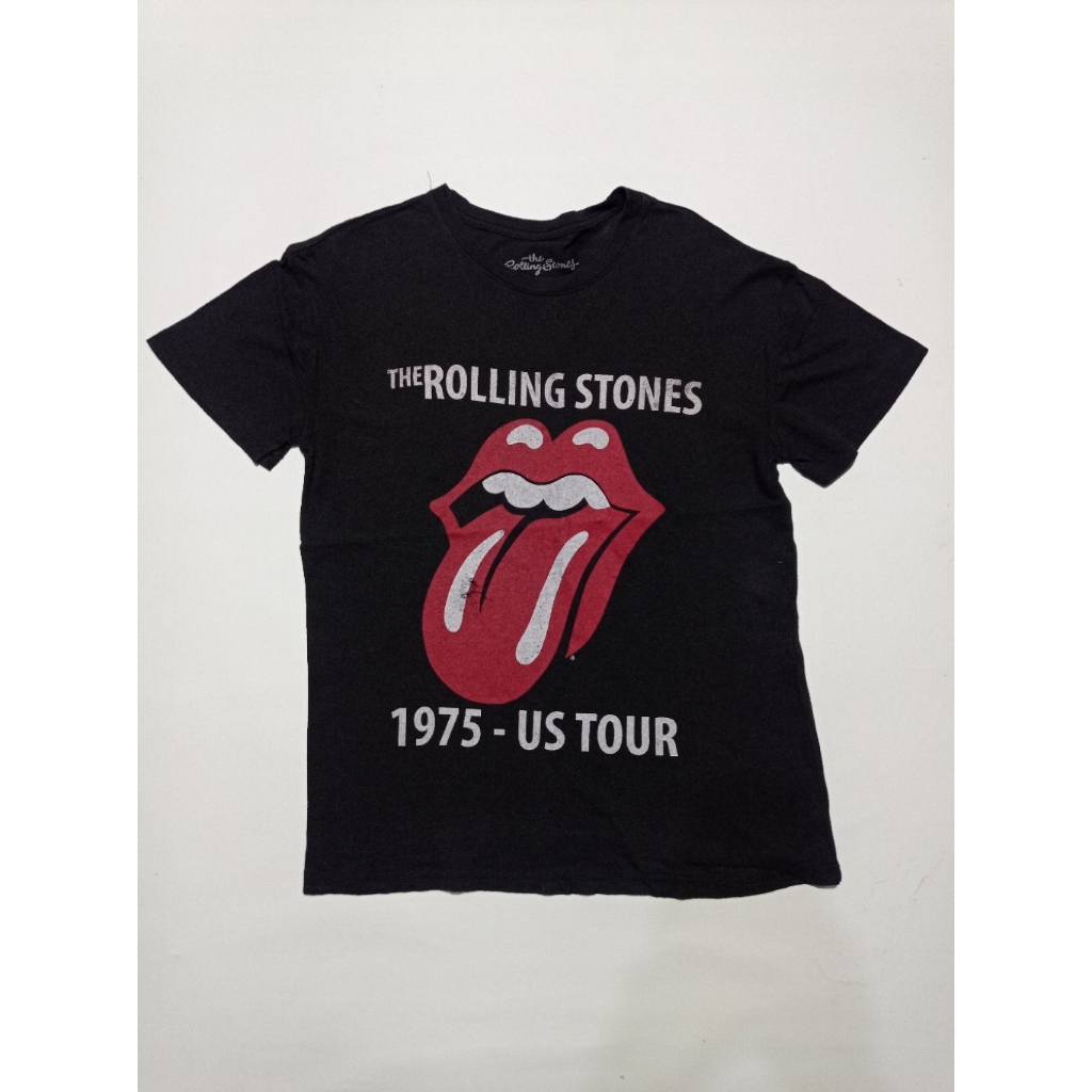 Kaos Band The Rolling Stones 1975 Tour Official Merchandise ©2021 Warna Hitam Size S Fit M Second Br