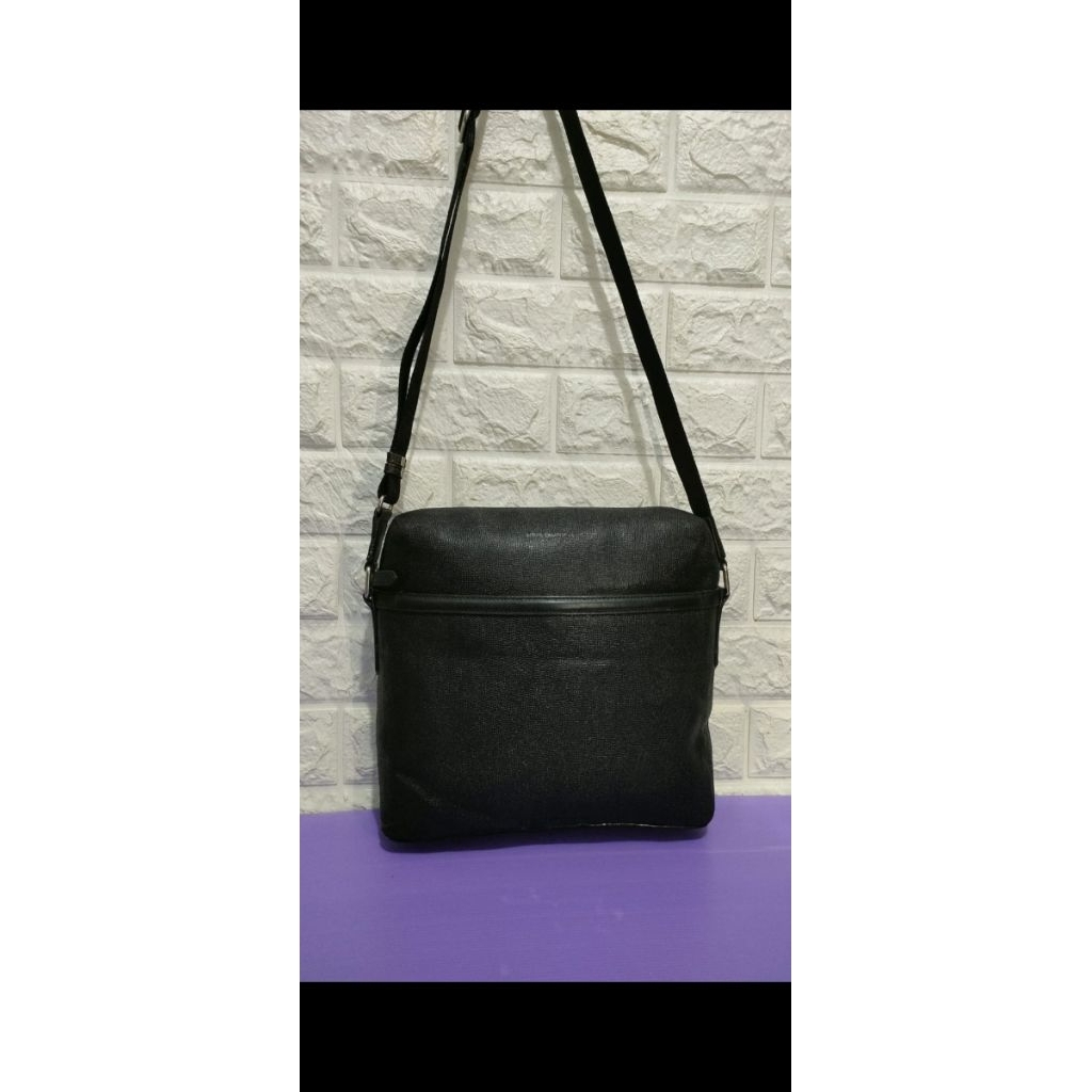 Sling bag Louis Quartoze preloved