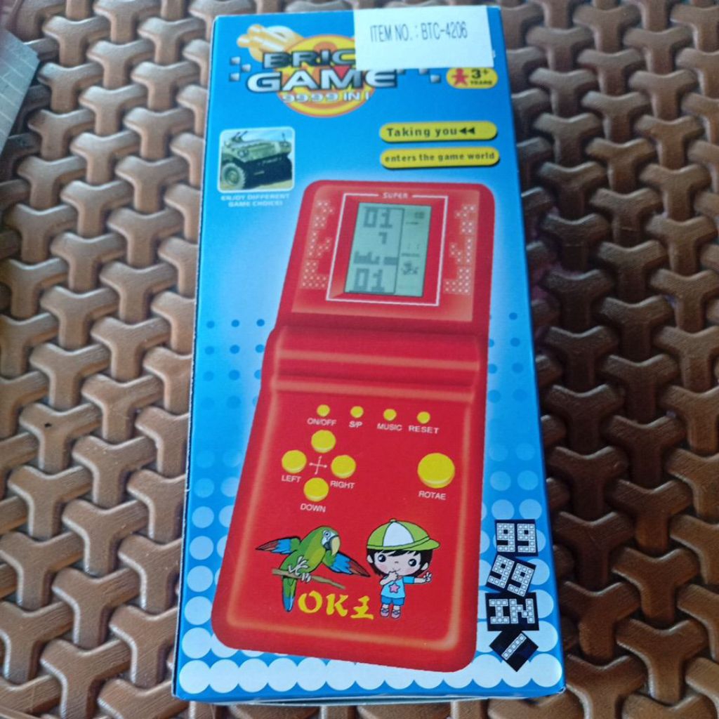 MAINAN GAME WATCH/GIMBOT/GEMBOT