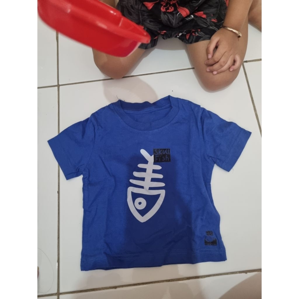Baju Kaos Ikan