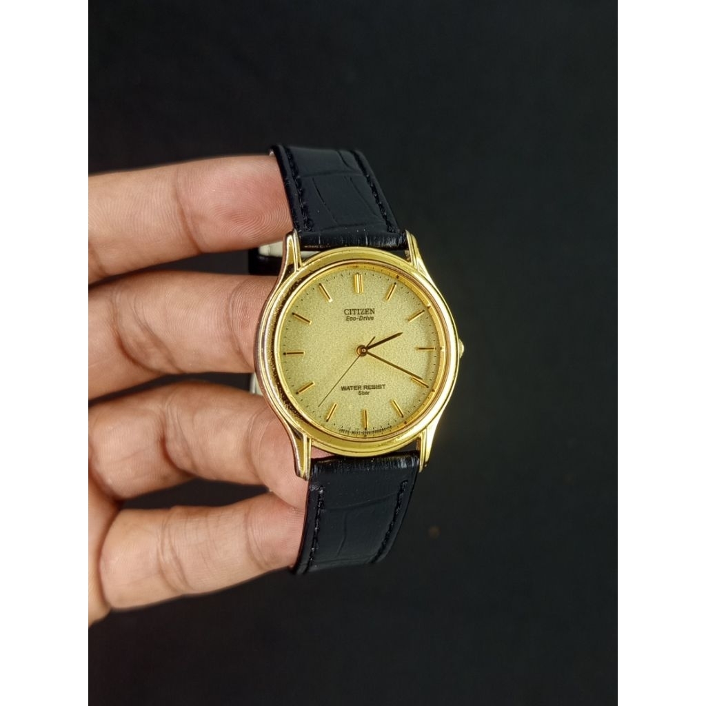 CITIZEN ECO DRIVE E030 SOLAR ORIGINAL