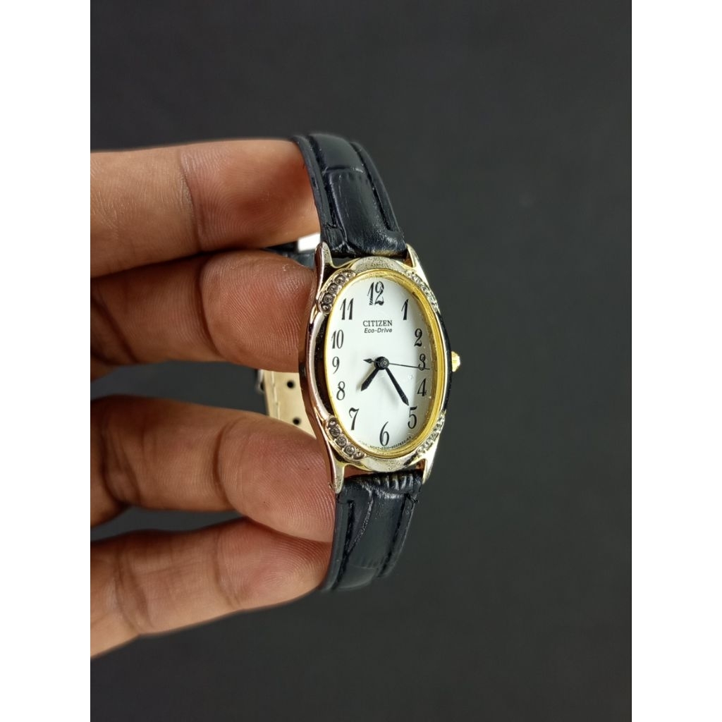 CITIZEN ECO DRIVE E031 SOLAR VINTAGE ORIGINAL