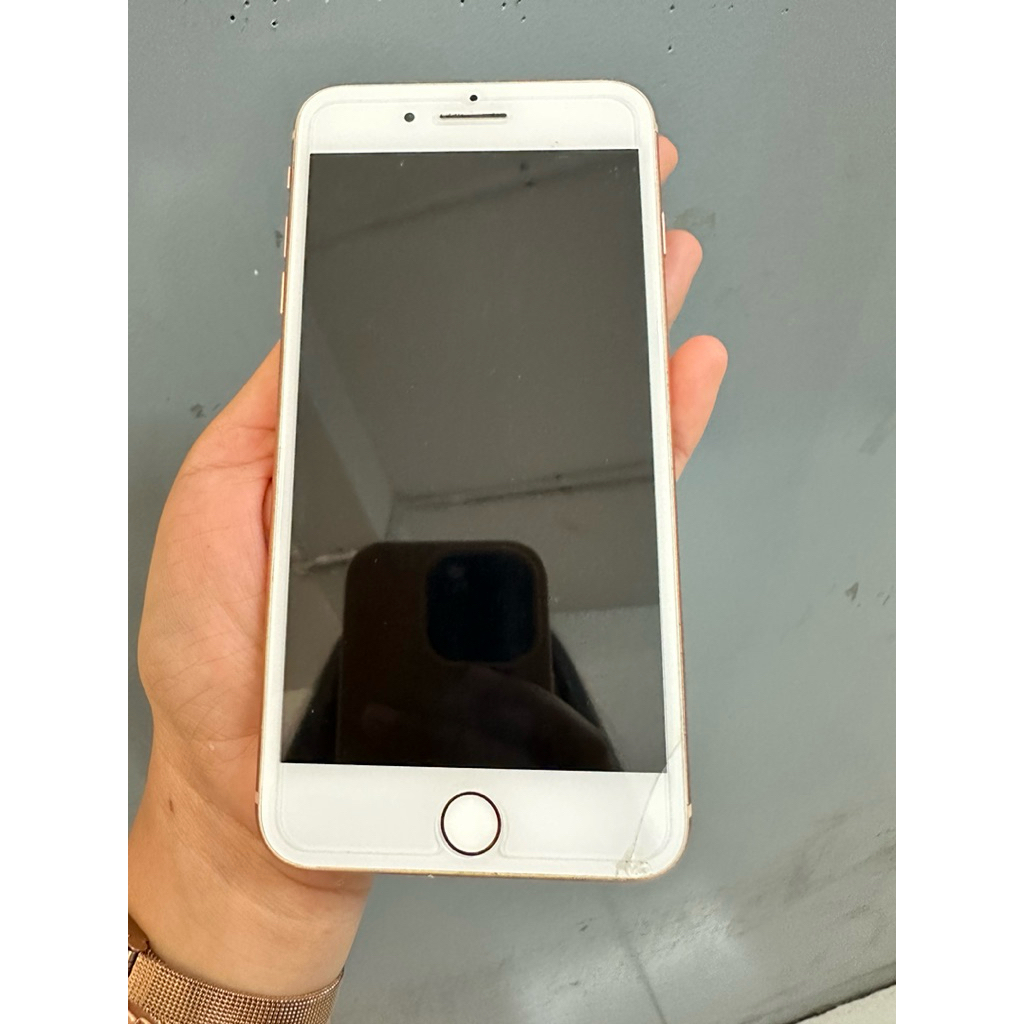 IPHONE 8 PLUS 64 GB SECOND GARANSI RESMI EX ERAFONE