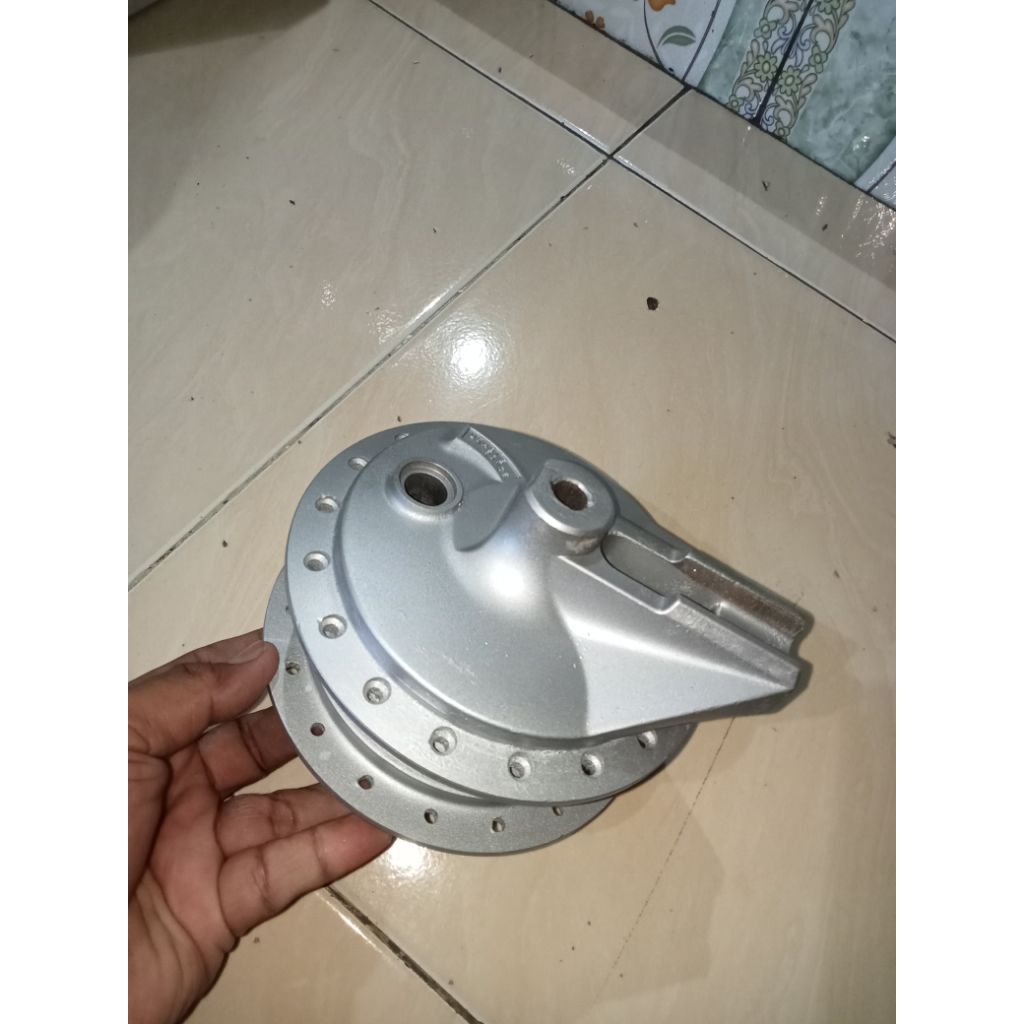 Tromol belakang dan tutup kampas Kawasaki ZX 130 zx130 ori