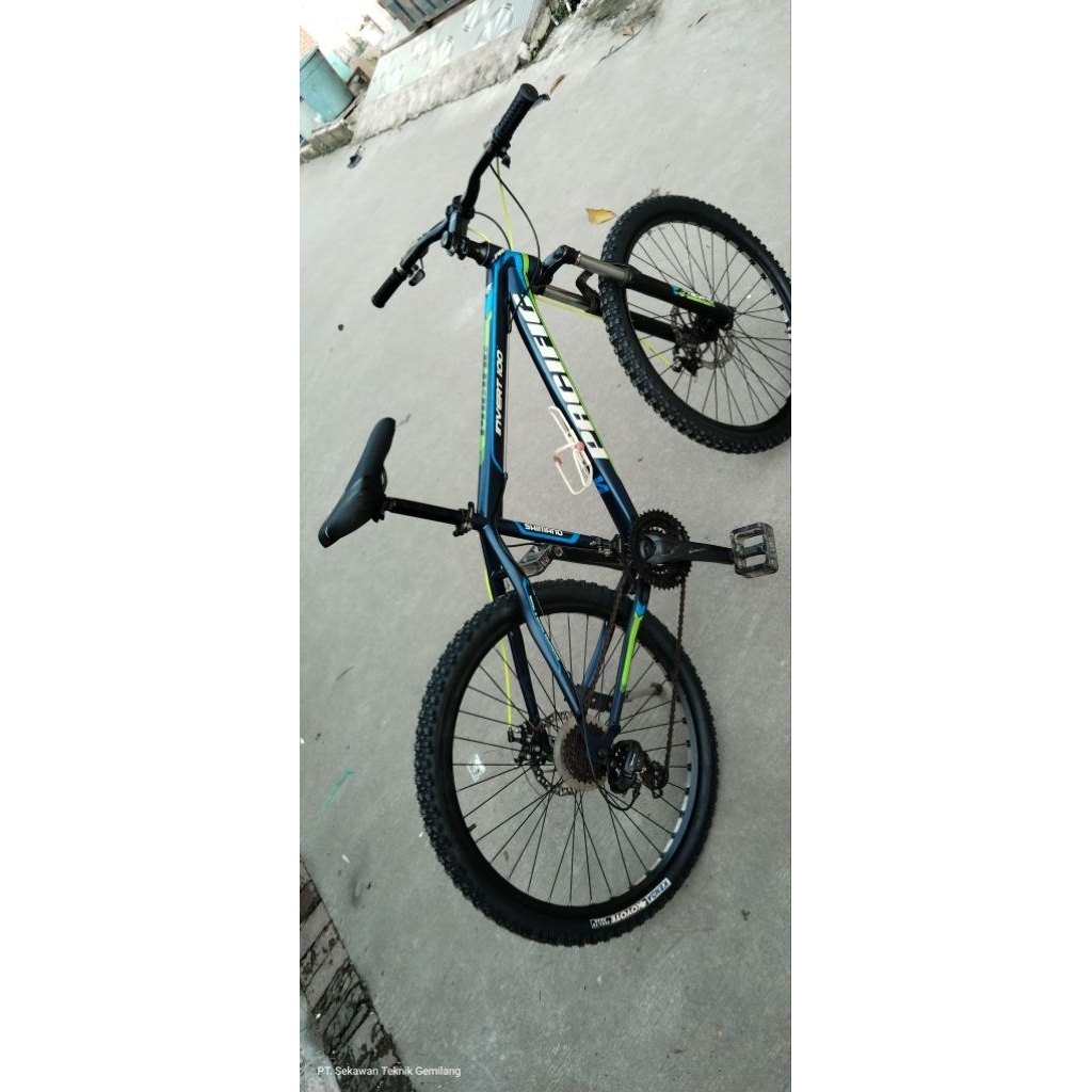 Sepeda Gunung MTB Merk Pacific Invert 100 Ukuran 26 Bekas Bawaan Pabrik