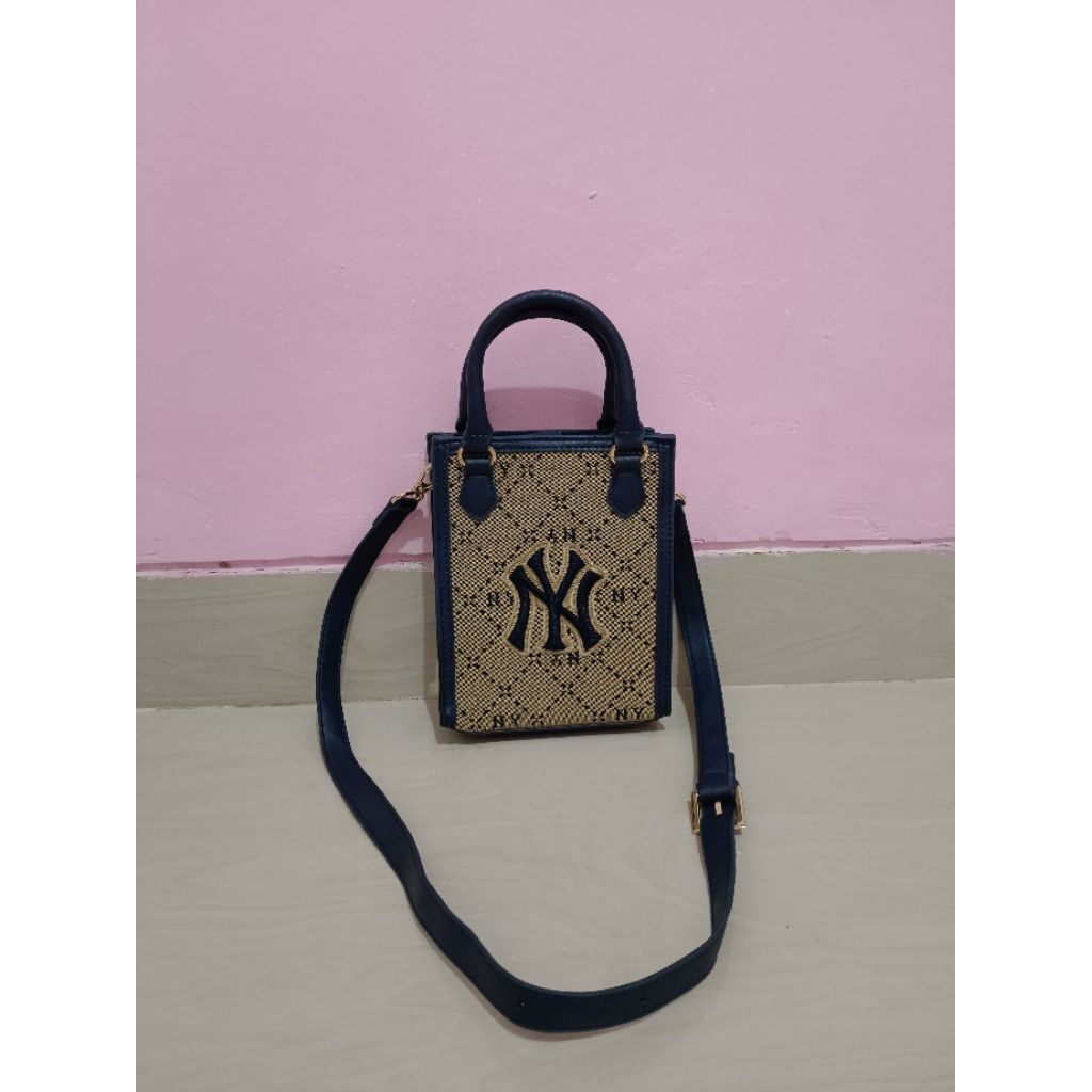 PRELOVED Phonebag MLB original