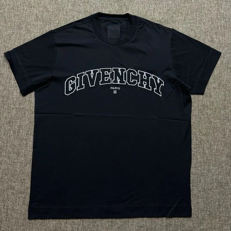 Kaos Oversize Pria Kasual Givenchy Huruf Lengkung Bingkai Putih Hitam Polos