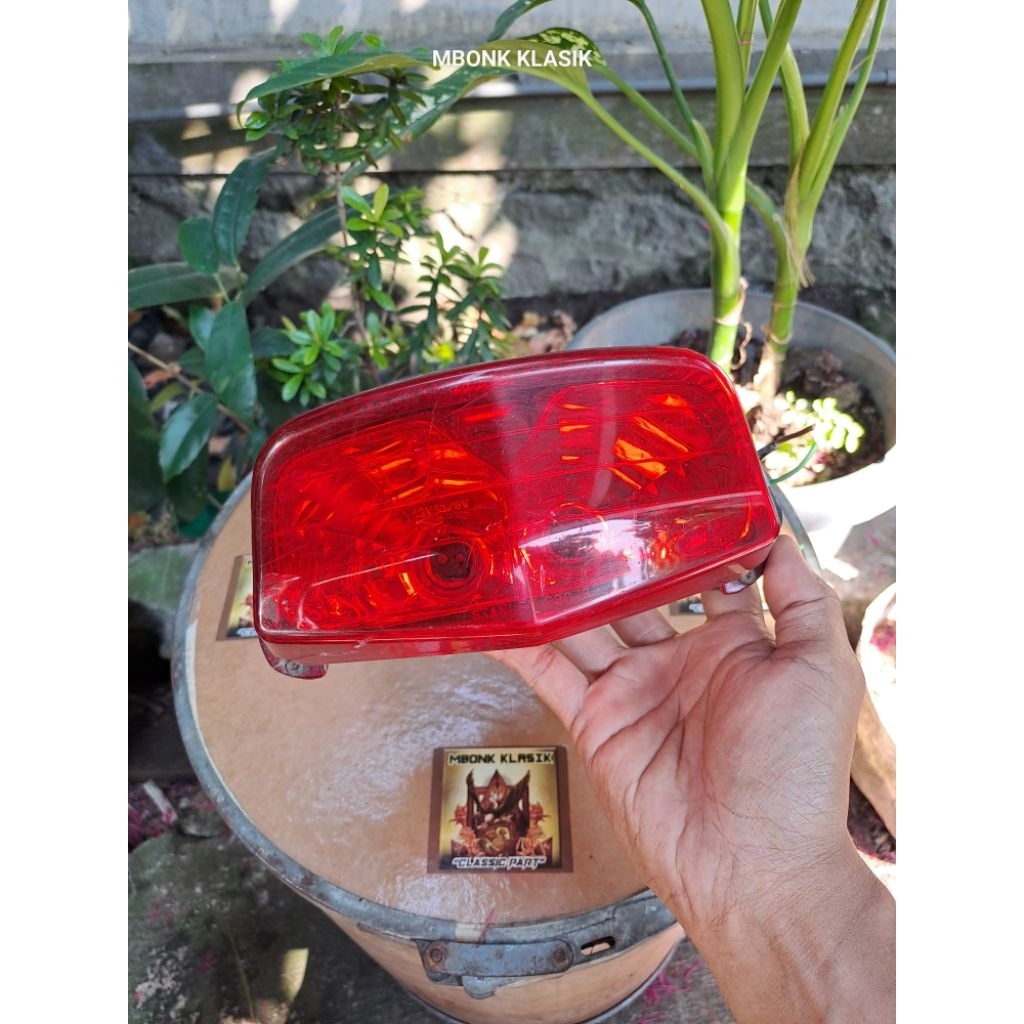 stoplamp honda tiger lama 2000 ORIGINAL stoplamp tiger 2000 stoplamp tiger lama tilam lampu belakang
