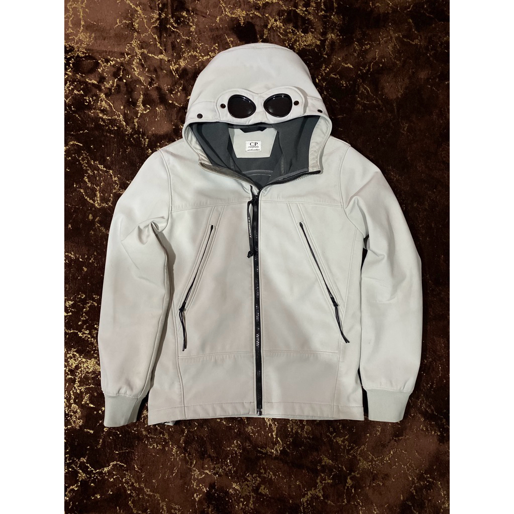 softshell cp company grey