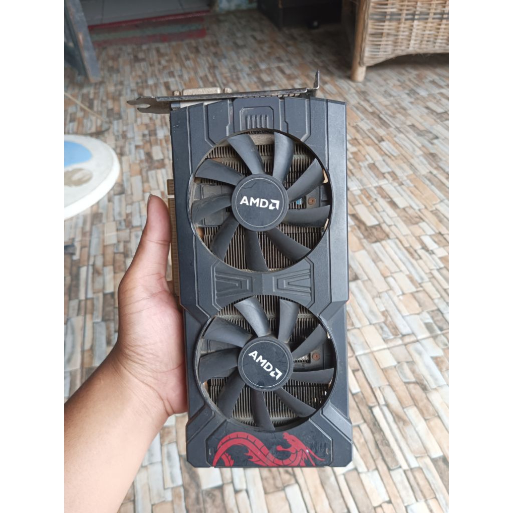RX 570 8GB GDDR5 256Bit VGA Gaming AMD Radeon Lulus Benchmark Suhu Normal 8 Pin Power