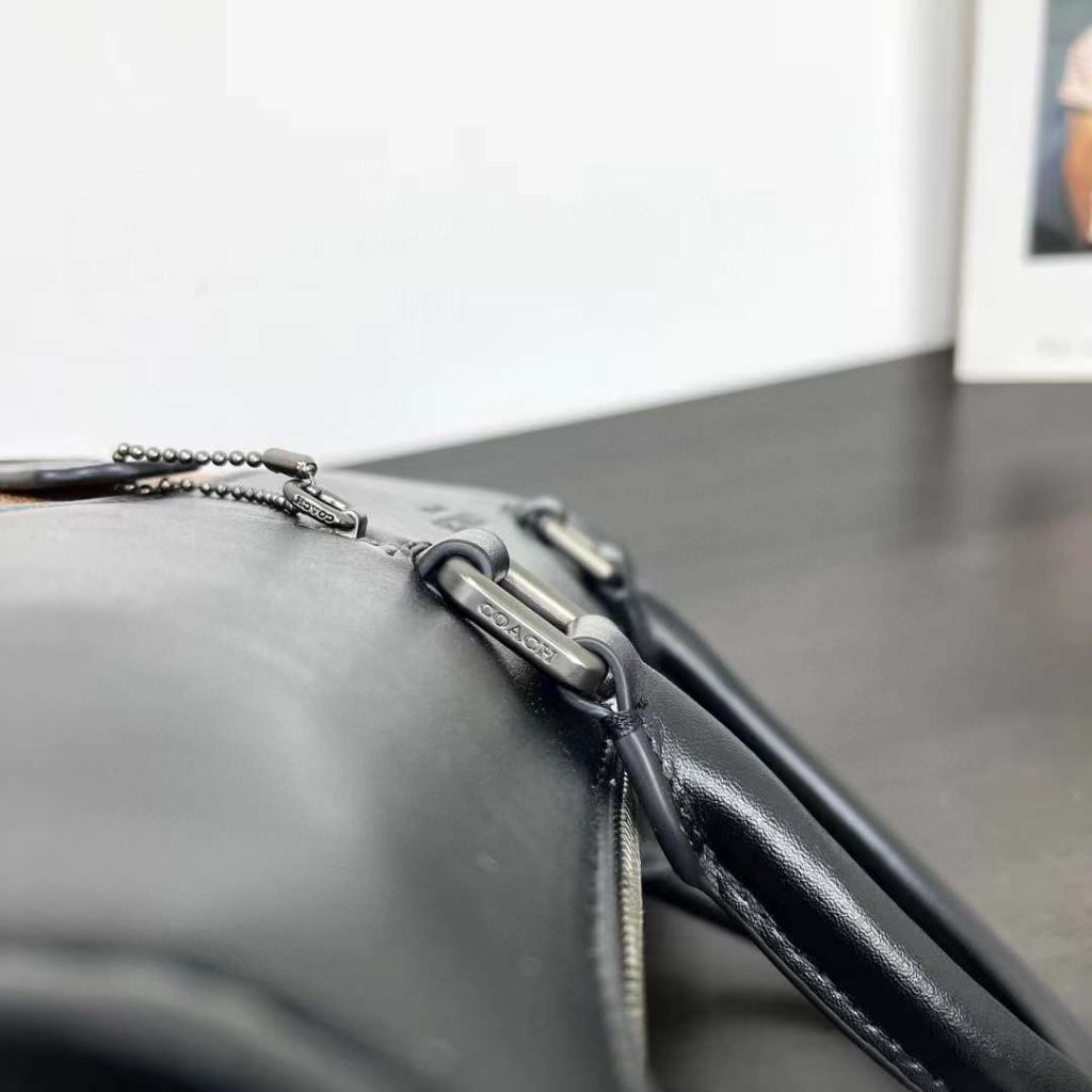 briefcase gotham