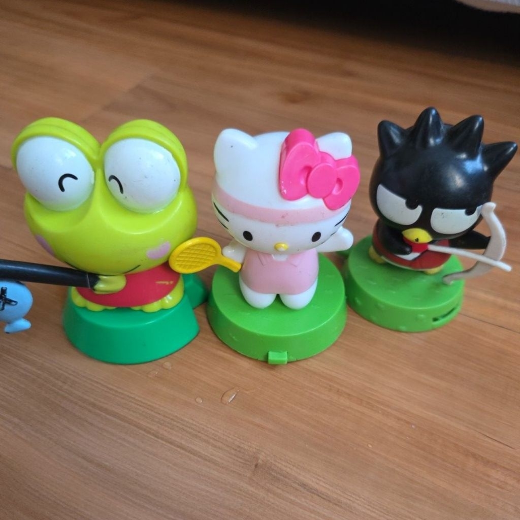 Mainan KFC sanrio badtemaru hello kitty