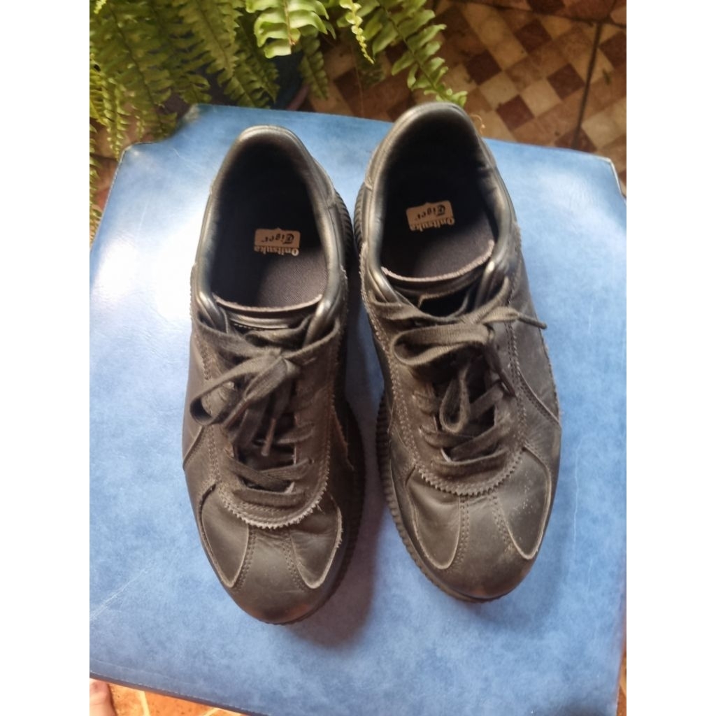 onitsuka tiger delecity second