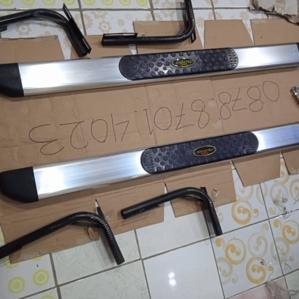 foot step injakan kaki mobil Avanza Xenia aluminium
