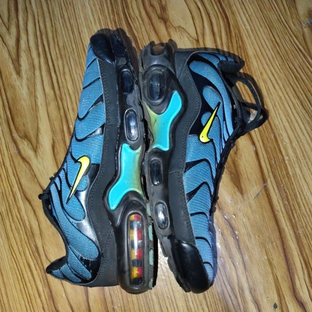 NIKE TN