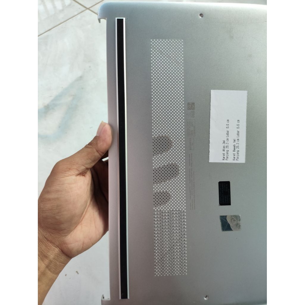 karet dudukan Laptop Hp 14s