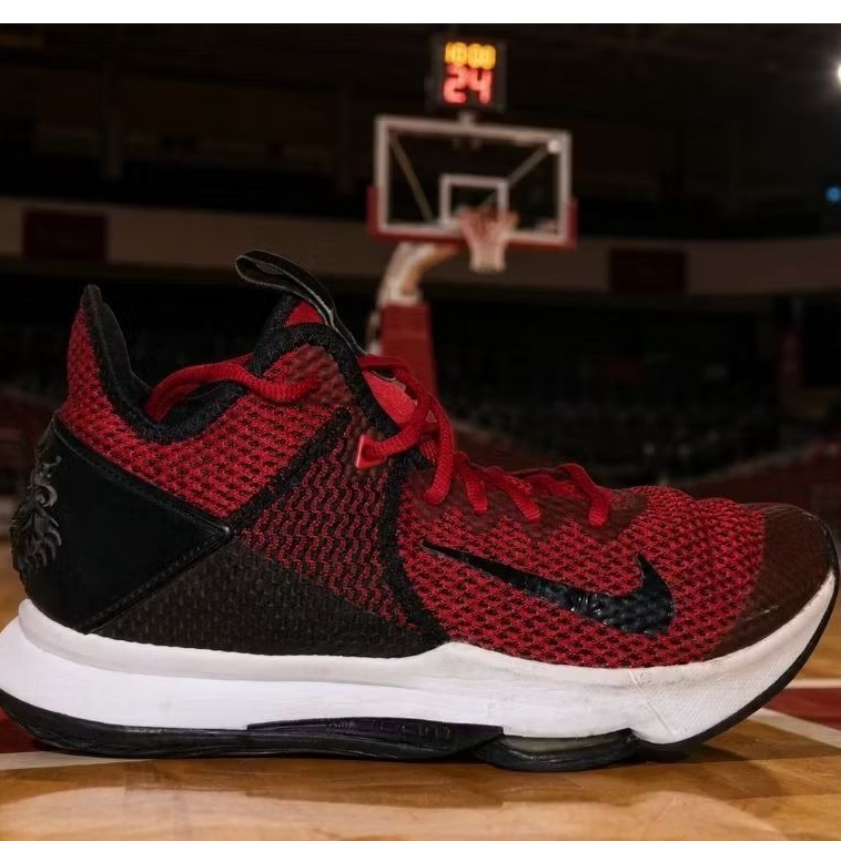 Jual Sepatu Basket Second
