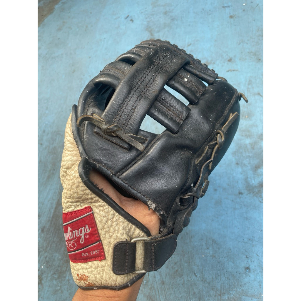 Gloves Sarung Tangan Baseball/Softball