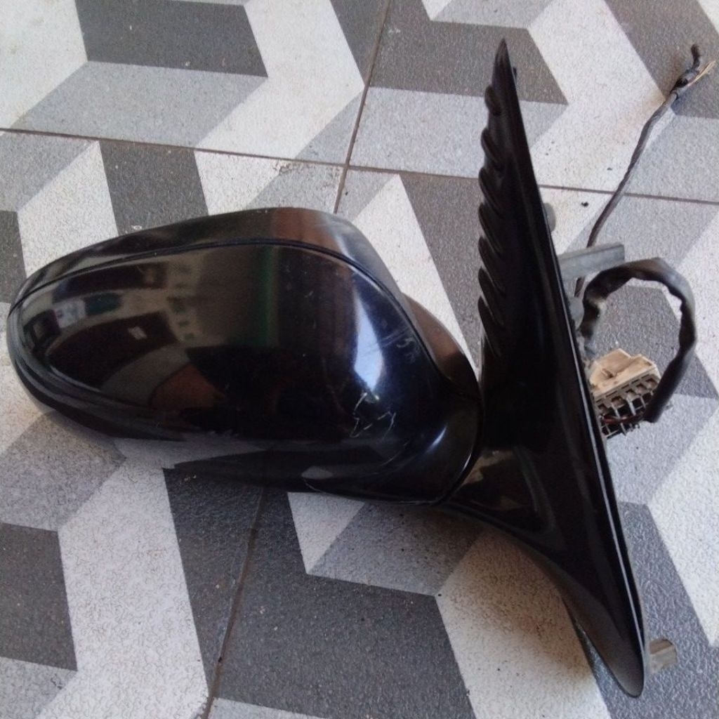 Spion kanan Peugeot 406 D8