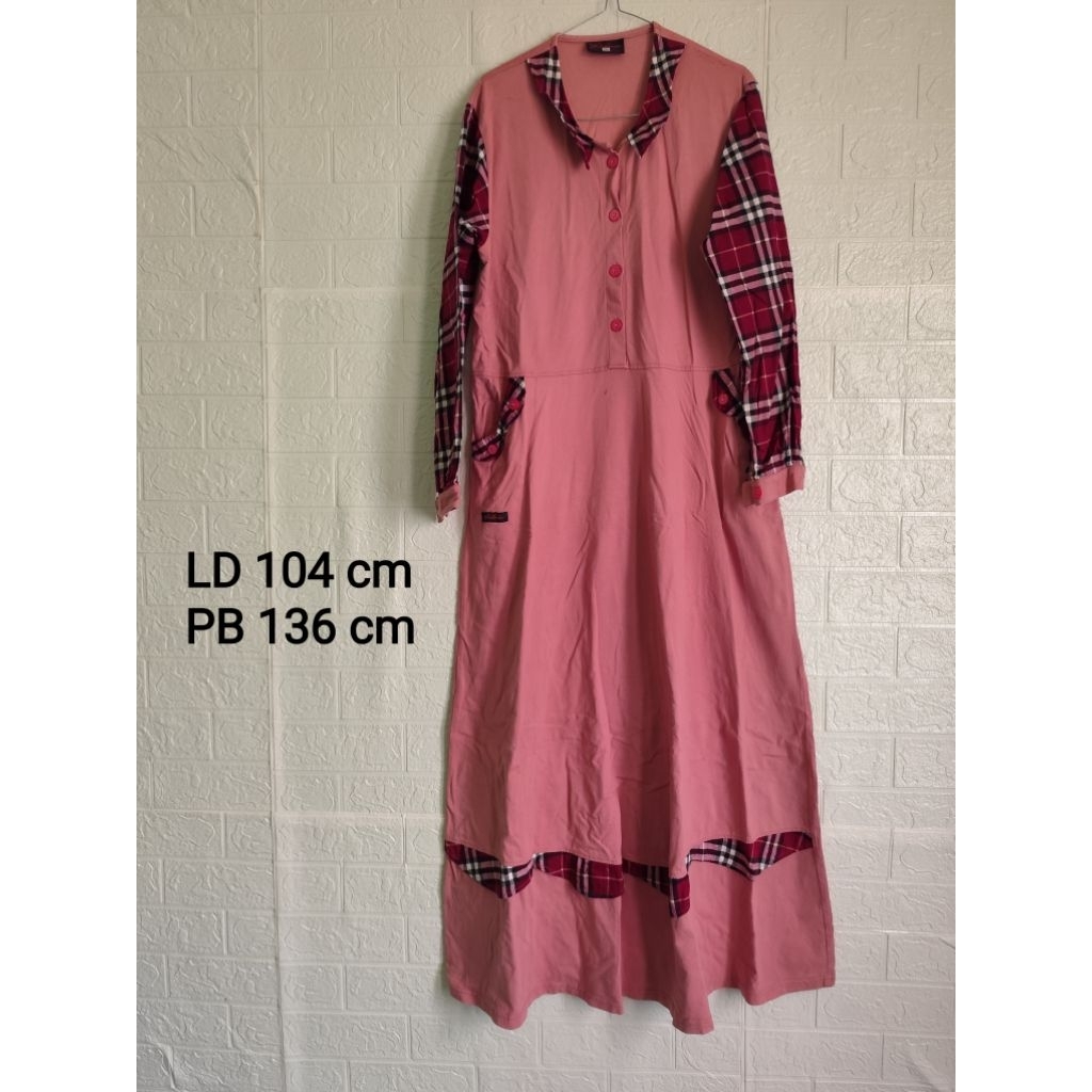 Gamis brand Rahnem Preloved