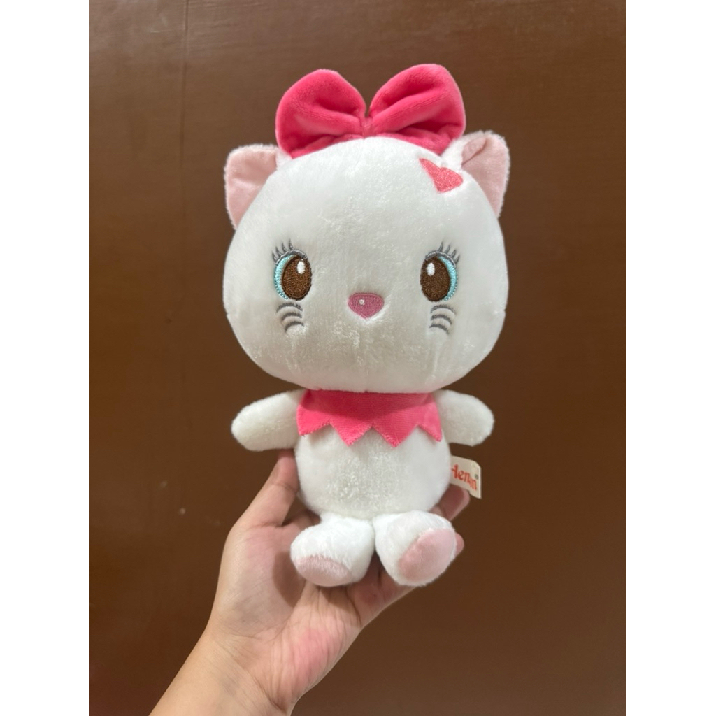 Boneka Karakter Kucing Pita size 25cm Original / Boneka Kucing / Boneka Bentuk Kucing / Boneka Kitty