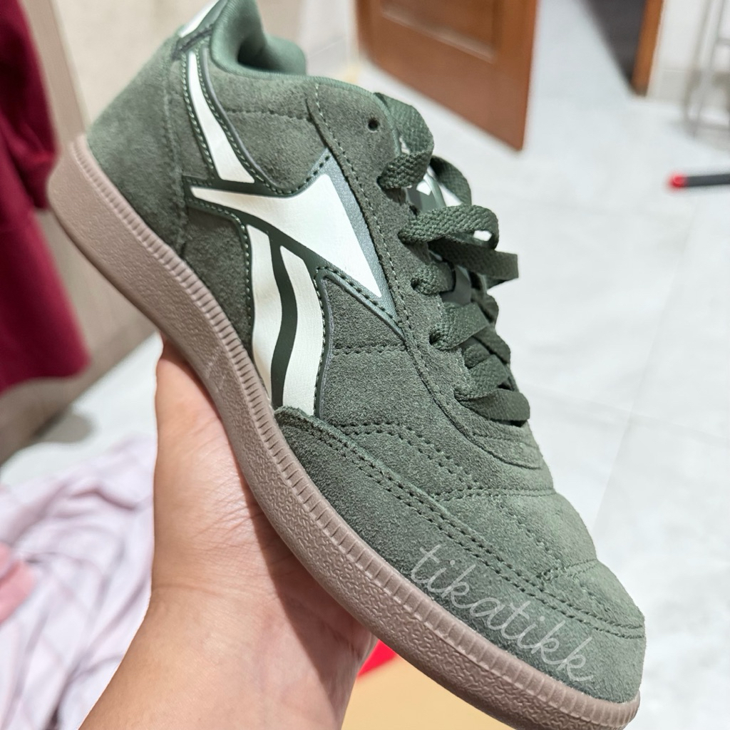 Reebok Finale Shoes