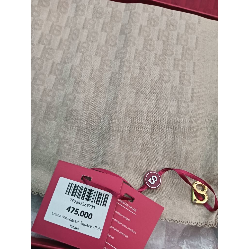 NEW BUTTONSCARVES LEENA MONOGRAM