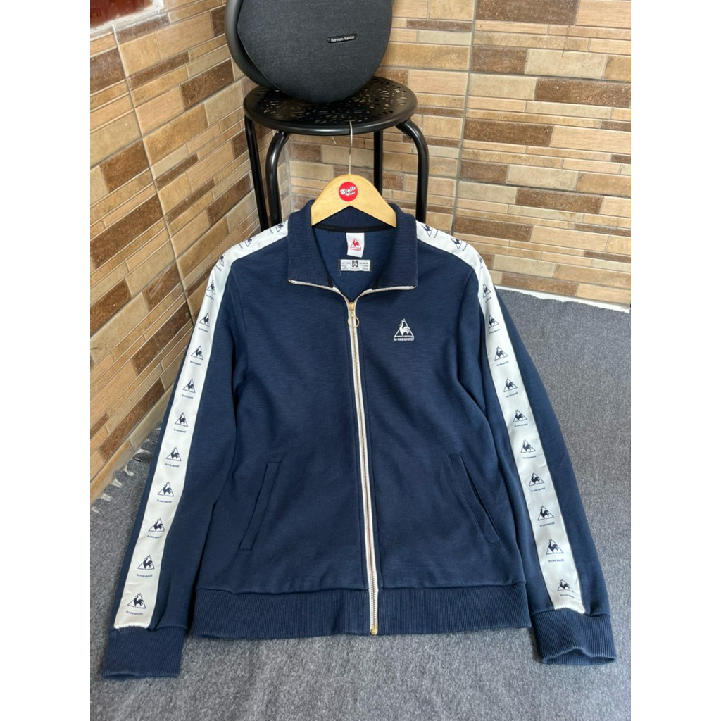 Preloved Tracktop Lecoq