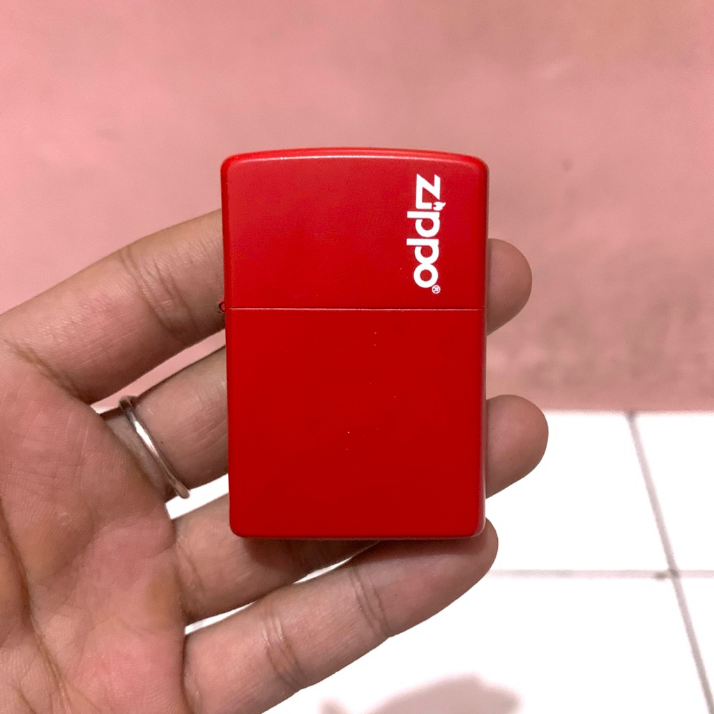 Pemantik Api / Korek Zippo