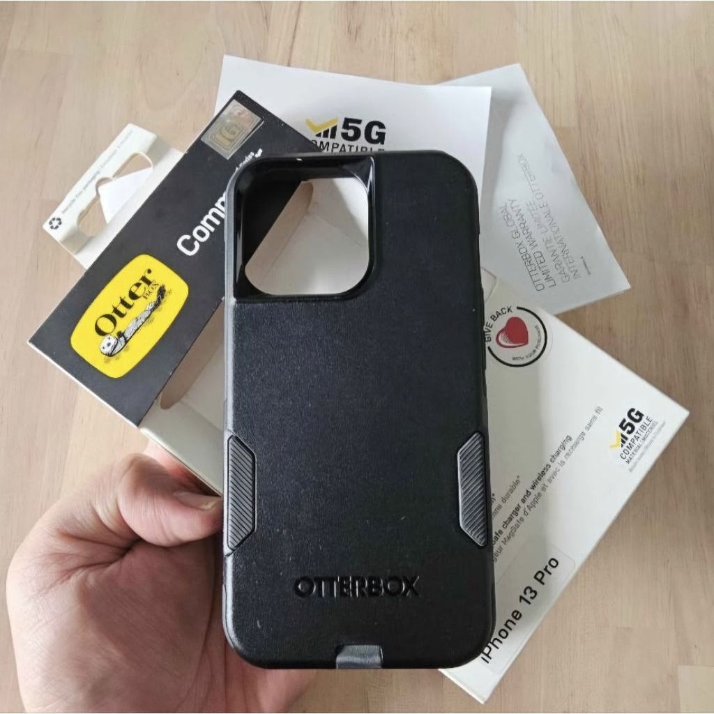 OTTERBOX Iphone 13 Pro case Black tebal aman